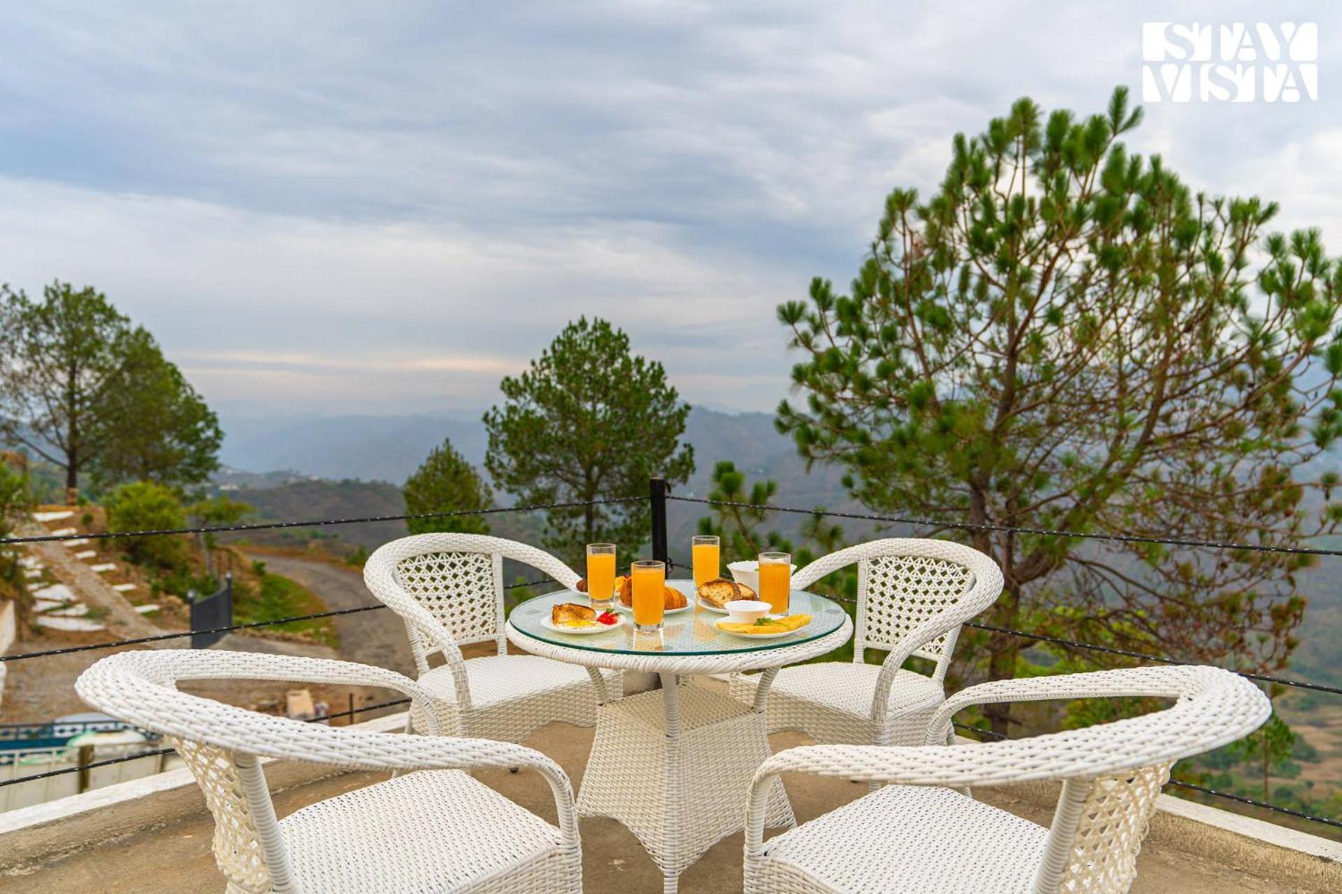 Stayvista At Luna Nova With Outdoor Pool - Ranikhet Zewnętrze zdjęcie